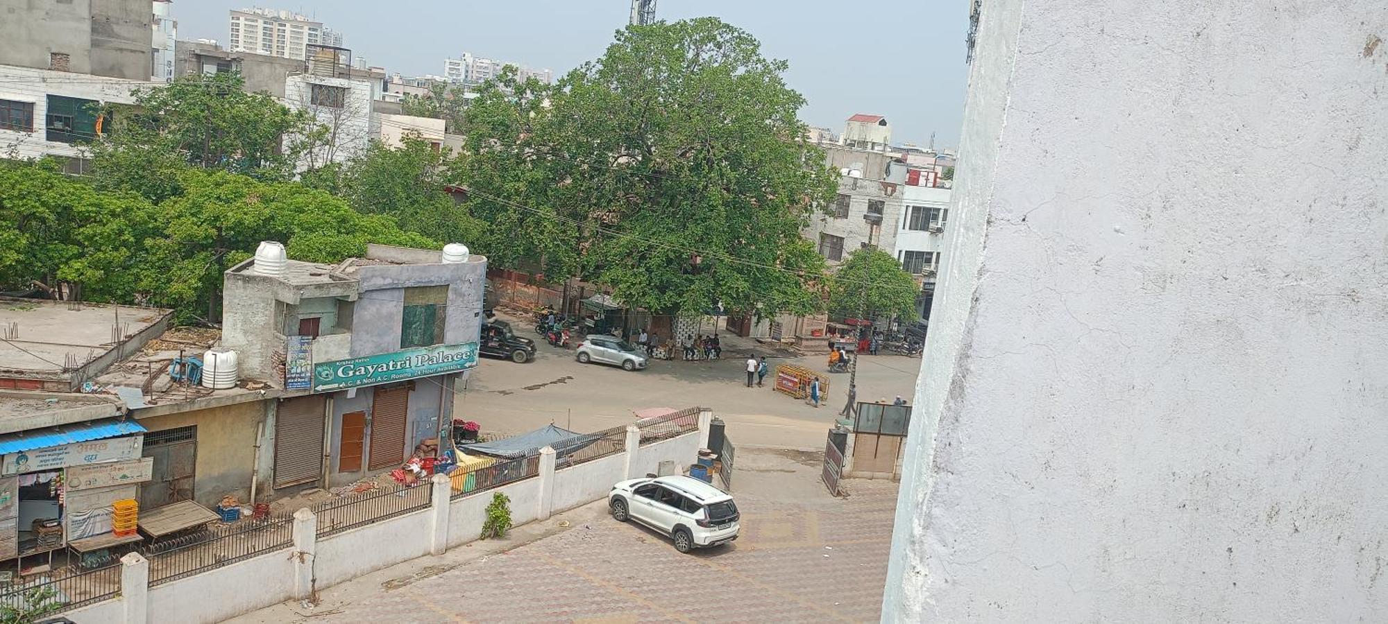 New Gayatri Palace Near Prem Mandir Vrindāvan 外观 照片